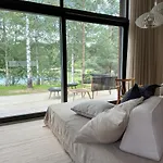 度假居 Ivis House Lakeside Retreat In *