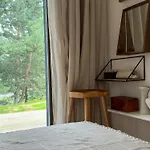 度假居 Ivis House Lakeside Retreat In *