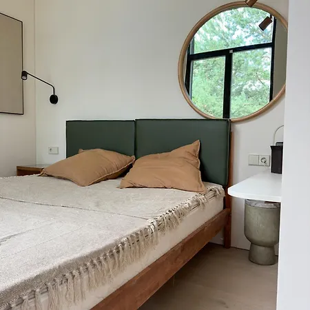 Ivis House Lakeside Retreat In 別荘 ヴィリニュス