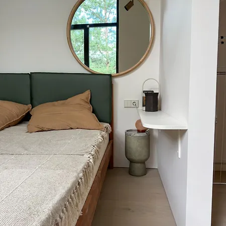 Ivis House Lakeside Retreat In Vilnius *