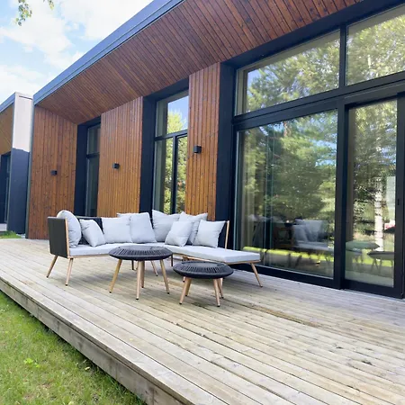 Ivis House Lakeside Retreat In Vilnius