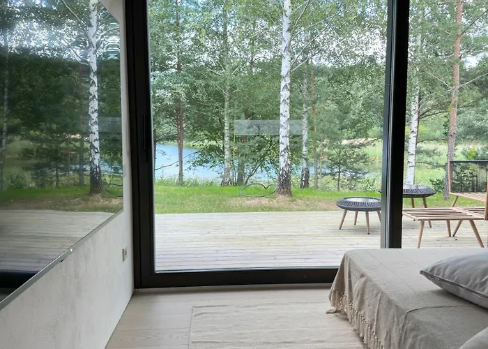 Dom wakacyjny Ivis House Lakeside Retreat In