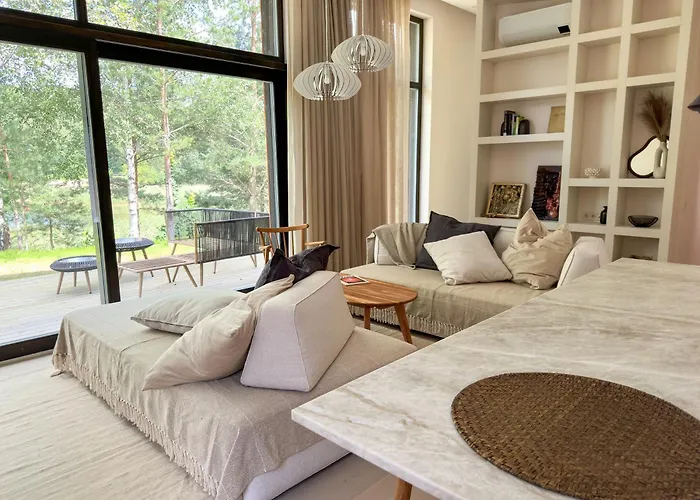 Ivis House Lakeside Retreat In Будинок відпочинку *