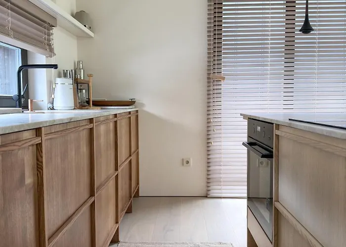 Feriehus Ivis House Lakeside Retreat In