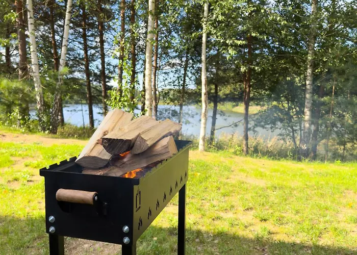 Ivis House Lakeside Retreat In Dom wakacyjny