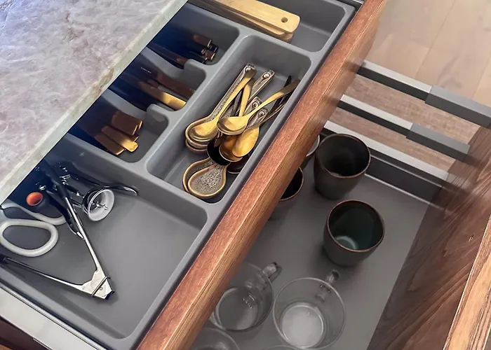 Feriehus Ivis House Lakeside Retreat In *