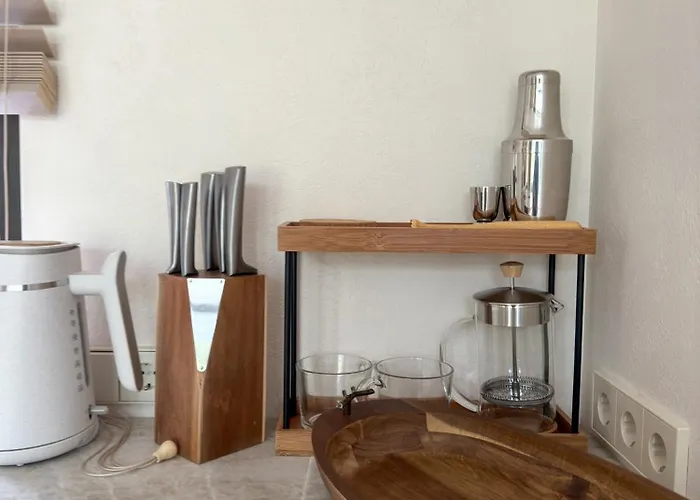 Ivis House Lakeside Retreat In *