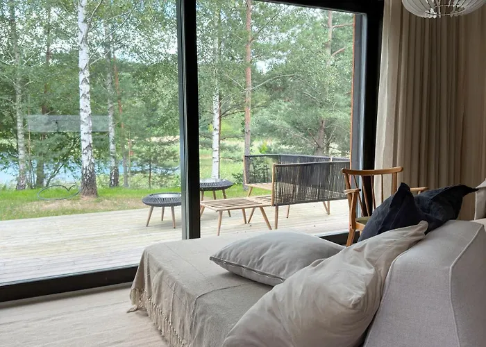 Ferienhaus Ivis House Lakeside Retreat In *