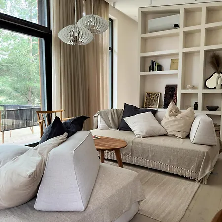 Ivis House Lakeside Retreat In Tatil Evi *