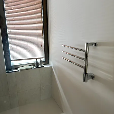 Ivis House Lakeside Retreat In فيلنيوس